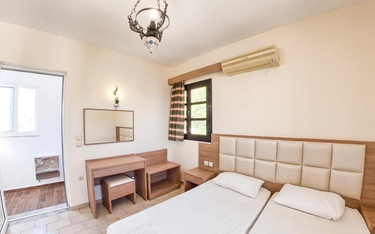 Coralli Apartments Pefki Kültér fotó